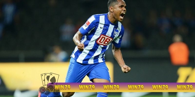 Kỷ lục về cầu thủ có lực sút mạnh nhất