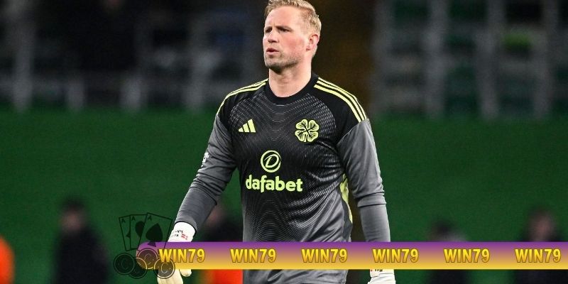 Sức mạnh gã cầu thủ cao trên 2m - Simon Bloch