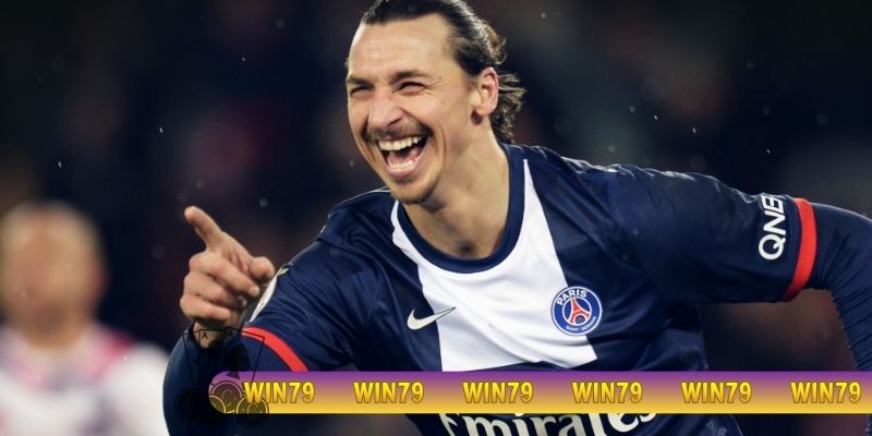 Tiền đạo cao trên 1m95 không tuổi Zlatan Ibrahimovic