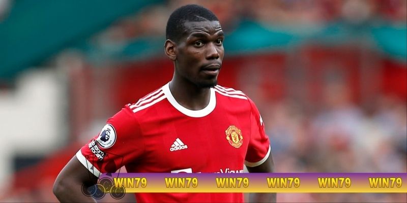 Tiền vệ trên 1m9 trong chiến lược bóng đá