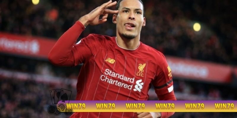 Top 10 cầu thủ khỏe nhất